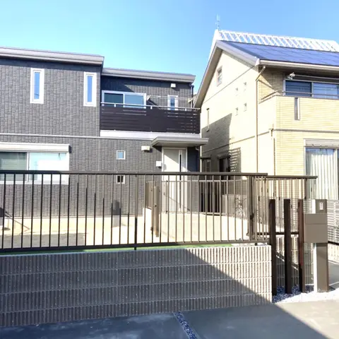カーポート・駐車場・土間・ドッグランの施工事例（2枚目）