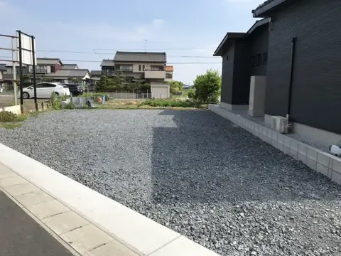 愛西市のフェンス・門柱・門塀・駐車場・土間の施工事例（3枚目）