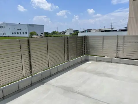 あま市のフェンス・門扉・目隠しの施工事例（3枚目）