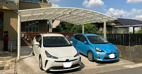 岐阜県のカーポート・デッキ・テラスの施工事例（2枚目）
