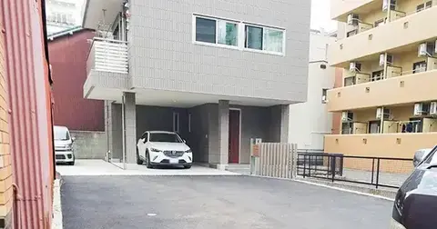 愛知県のサイクルポート・物置の施工事例（2枚目）