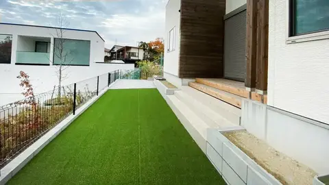 芝・植栽・タイル・石張りの施工事例（2枚目）