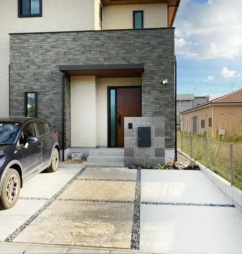 間としっかり区のアプローチ・駐車場・土間の施工事例（2枚目）