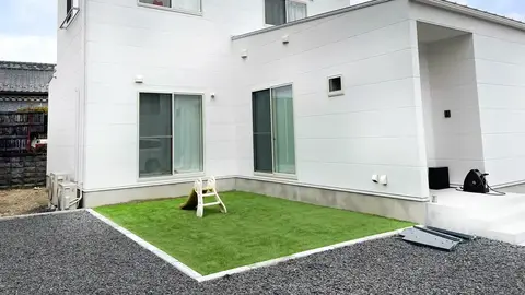 岐阜県のアプローチ・駐車場・土間・芝・植栽の施工事例（4枚目）