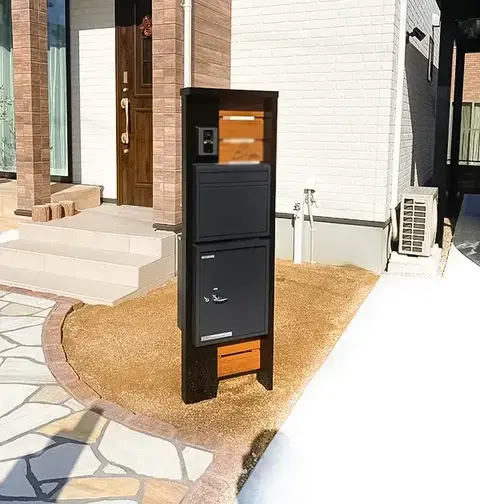 カーポート・フェンス・門柱・門塀の施工事例（2枚目）