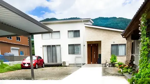 長野県のカーポート・フェンス・駐車場・土間の施工事例（2枚目）
