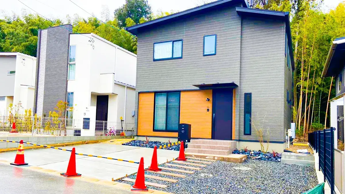 アプローチ・駐車場・土間の施工事例(1枚目)