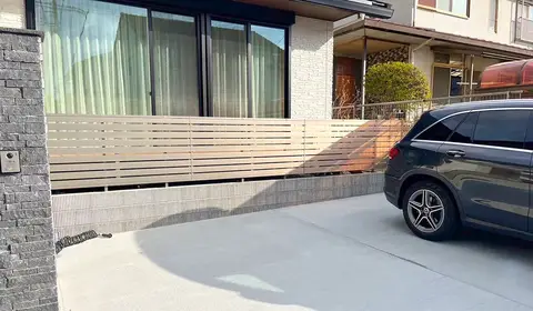 三重県のフェンス・デッキ・テラスの施工事例（2枚目）
