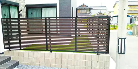 三重県のアプローチ・芝・植栽の施工事例（3枚目）