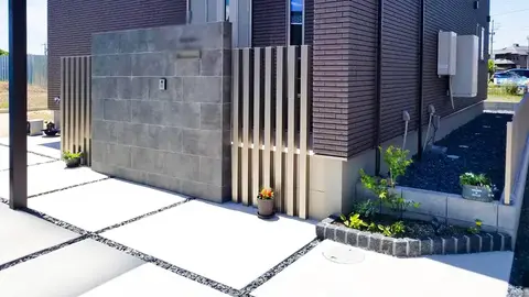 愛知県のカーポート・フェンスの施工事例（2枚目）