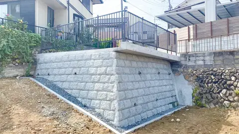 兵庫県の擁壁・ブロックの施工事例（3枚目）