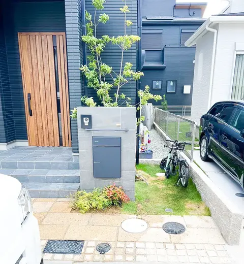 兵庫県のカーポート・門柱・門塀の施工事例（2枚目）