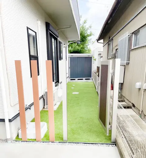 愛知県のカーポート・芝・植栽の施工事例（3枚目）