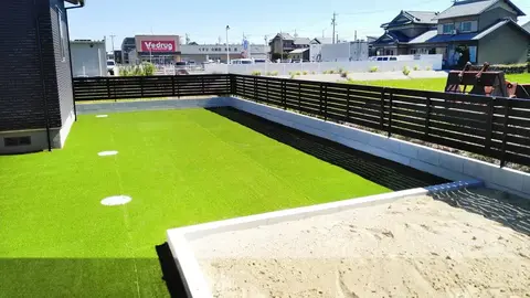 三重県のアプローチ・芝・植栽の施工事例（2枚目）