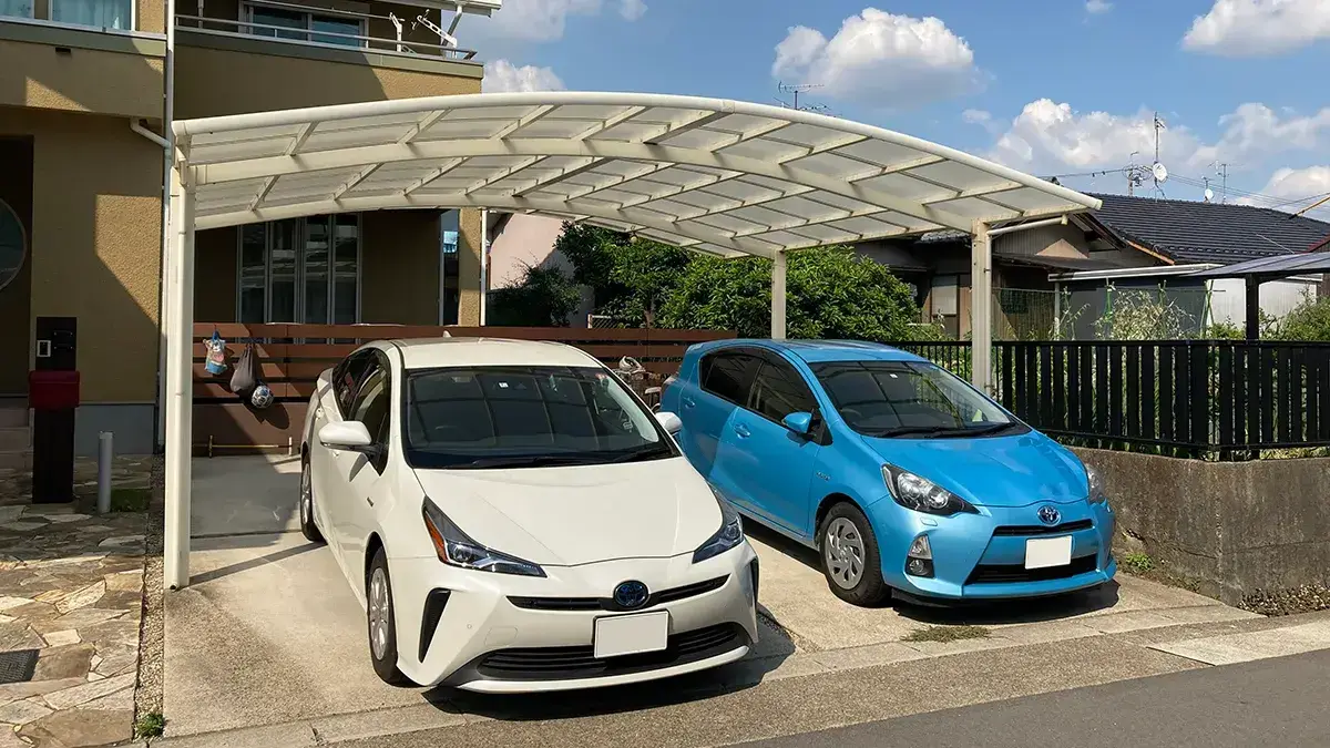 岐阜県のカーポート・デッキ・テラスの施工事例(1枚目)