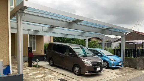 岐阜県のカーポート・デッキ・テラスの施工事例(2枚目)