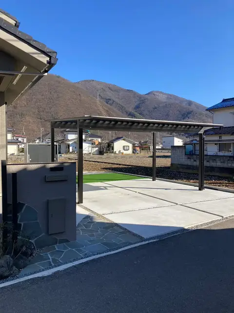 長野県のカーポート・芝・植栽の施工事例