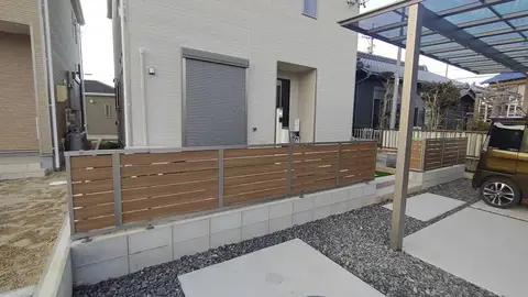 愛知県のカーポート・フェンスの施工事例（2枚目）