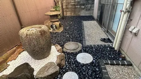 デッキ・テラス・芝・植栽・タイル・石張りの施工事例（2枚目）