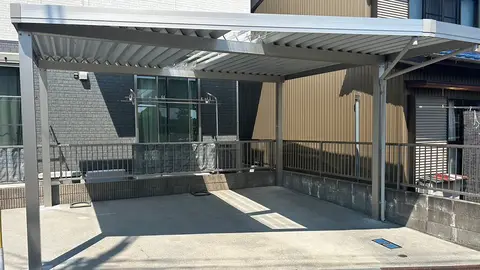 三重県のカーポートの施工事例（2枚目）