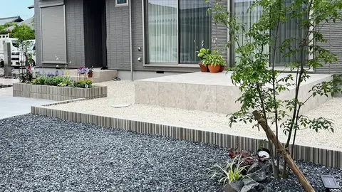 岐阜県の門柱・門塀・アプローチ・デッキ・テラスの施工事例（5枚目）
