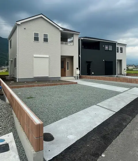 駐車場・土間・擁壁・ブロックの施工事例（4枚目）