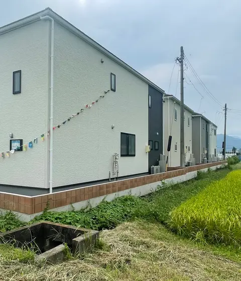 駐車場・土間・擁壁・ブロックの施工事例（5枚目）