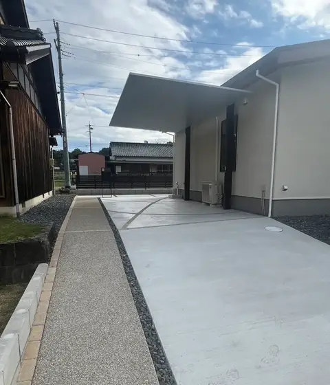 岐阜県のカーポート・フェンスの施工事例（2枚目）