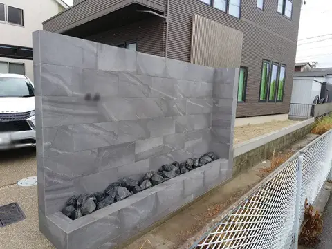 愛知県の門柱・門塀・駐車場・土間の施工事例(6枚目)