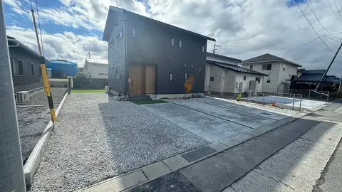 長野県のデッキ・テラス・芝・植栽の施工事例（3枚目）