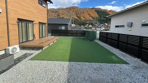 長野県のデッキ・テラス・芝・植栽の施工事例（14枚目）