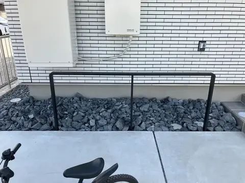 愛知県のカーポート・芝・植栽・立水栓の施工事例(4枚目)
