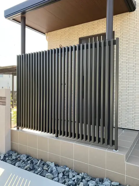 愛知県のカーポート・フェンス・芝・植栽の施工事例