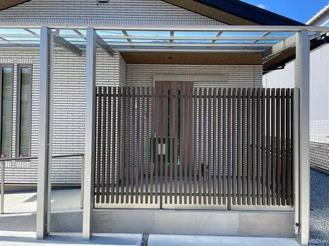 愛知県の駐車場・土間・芝・植栽の施工事例(4枚目)
