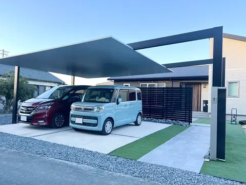 岐阜県のカーポート・芝・植栽の施工事例(2枚目)