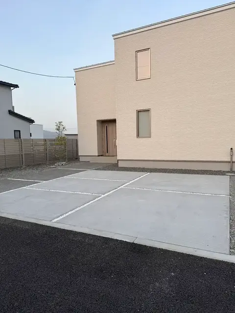 長野県のアプローチ・駐車場・土間の施工事例