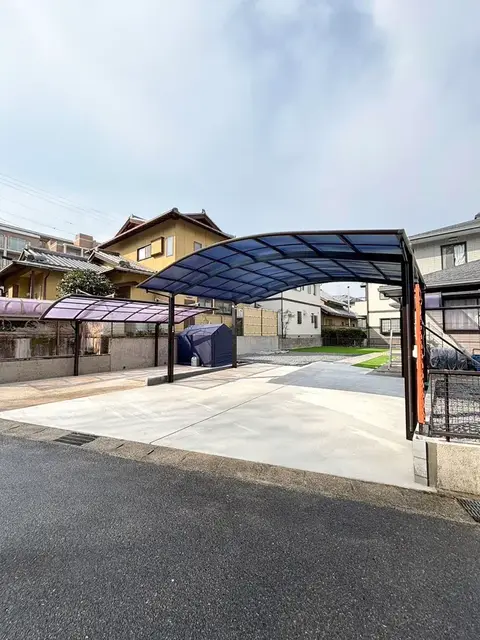 愛知県の駐車場・土間・芝・植栽の施工事例（2枚目）