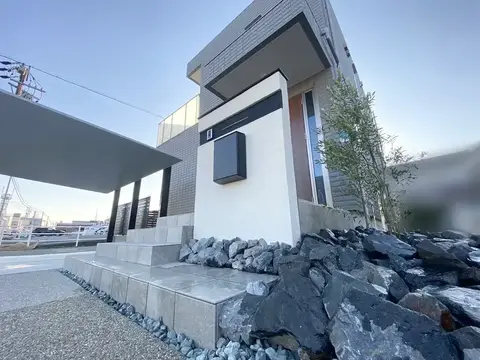 岐阜県のカーポート・門柱・門塀の施工事例（2枚目）