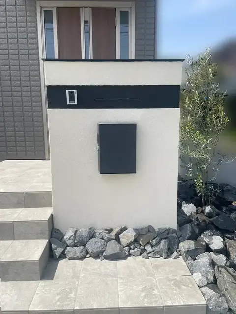 岐阜県のカーポート・門柱・門塀の施工事例（5枚目）
