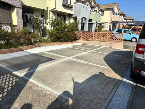 三重県の駐車場・土間の施工事例（3枚目）