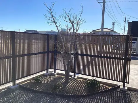 岐阜県のカーポート・フェンス・目隠しの施工事例（2枚目）