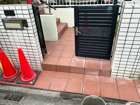 岐阜県のアプローチ・タイル・石張りの施工事例（2枚目）