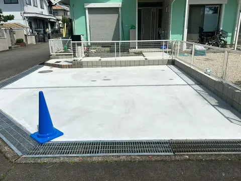 三重県の駐車場・土間の施工事例（2枚目）