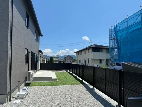 長野県のフェンスの施工事例（3枚目）