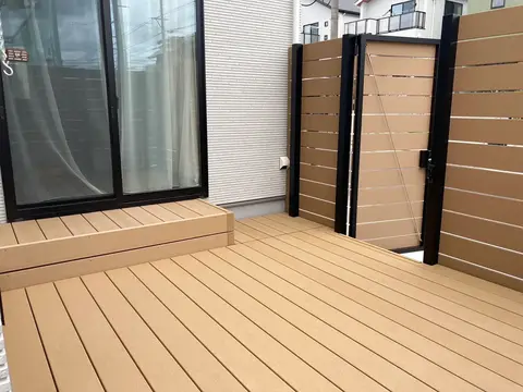 愛知県のデッキ・テラスの施工事例（3枚目）