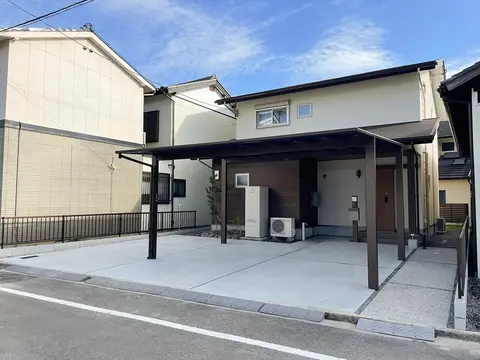 愛知県のカーポート・フェンス・目隠しの施工事例（2枚目）
