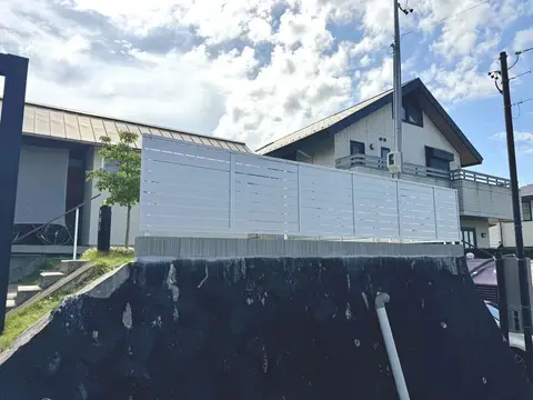 岐阜県のフェンスの施工事例（3枚目）
